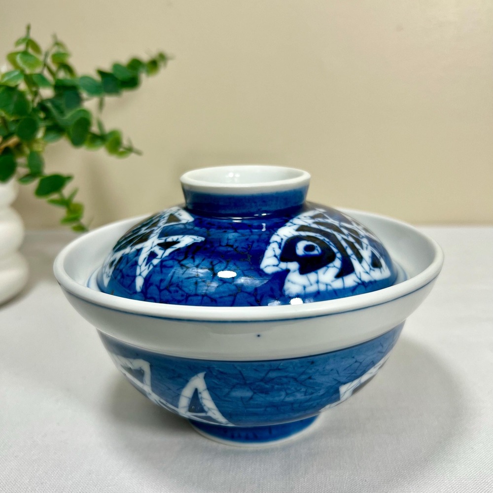 Vintage Japanese Sakana Fish Porcelain Rice Bowl - Picture 4 of 10